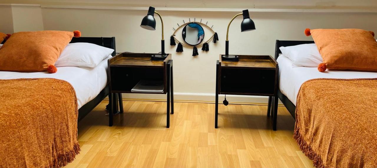 Fishponds Lodge Bristol Bagian luar foto