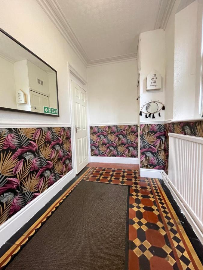 Fishponds Lodge Bristol Bagian luar foto