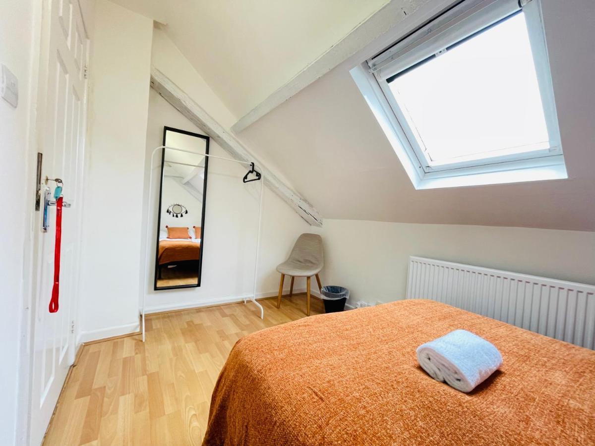 Fishponds Lodge Bristol Bagian luar foto