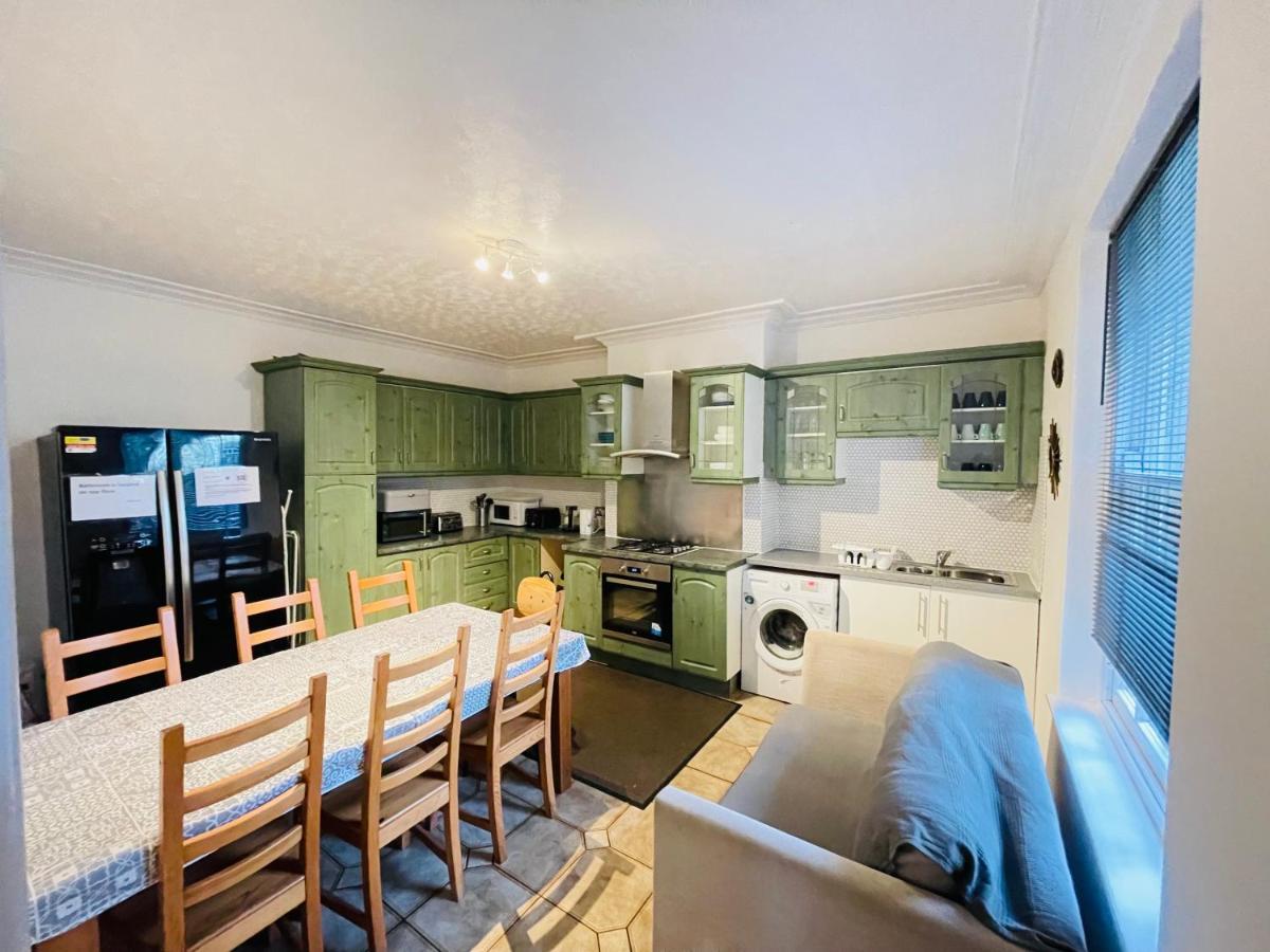 Fishponds Lodge Bristol Bagian luar foto